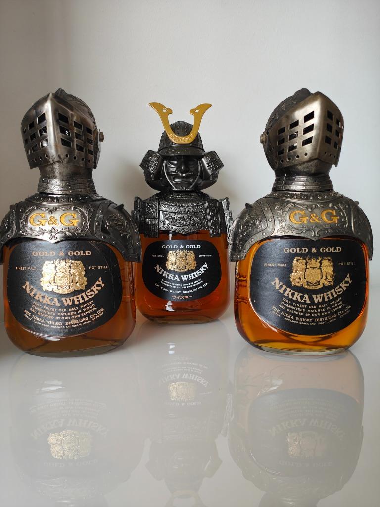 Nikka Samurai + 2 Chevalier (Métal) Or & Or, ensemble unique, Collections, Enlèvement ou Envoi, Neuf, Autres régions, Autres types
