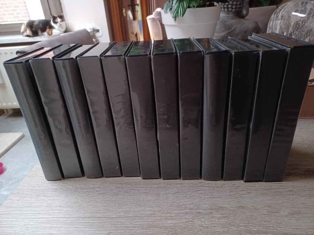 12 lege cassettes voor VHS films, Enlèvement ou Envoi, Utilisé