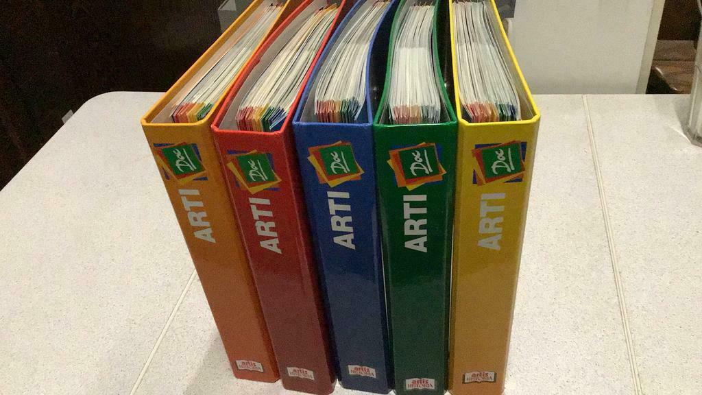 Arti doc (zk3), Livres, Enlèvement ou Envoi, Comme neuf