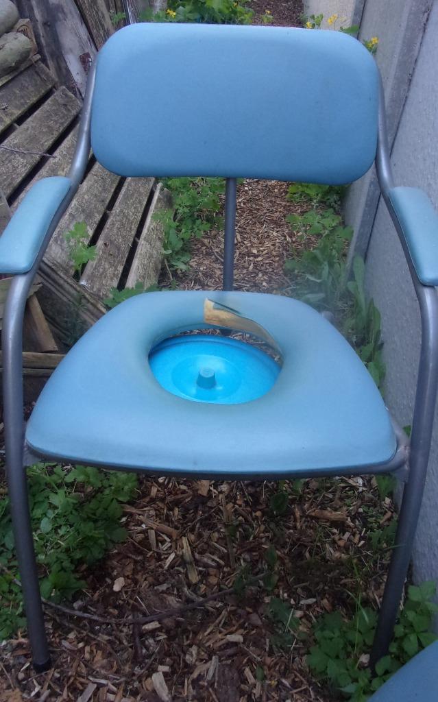 chaise percée invacare sans pot, Divers, Enlèvement