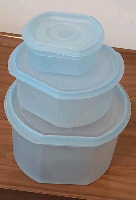 🔵⭐️ boites bleues octogonales lot 3 Tupperwares qualité, Enlèvement, Utilisé, Bleu, Boîte
