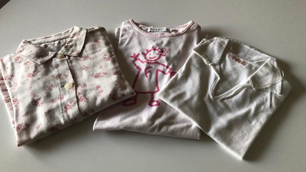 1 pyjama + 1 slaapkleed + 1 t-shirt ( meisjes 6 jaar ), Kinderen en Baby's, Ophalen of Verzenden
