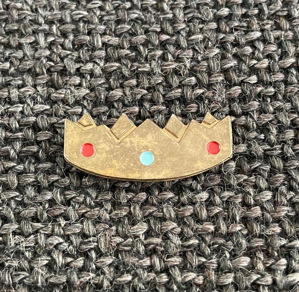 PIN - KROON - COURONNE - CROWN, Collections, Envoi, Utilisé, Autres sujets/thèmes, Insigne ou Pin's