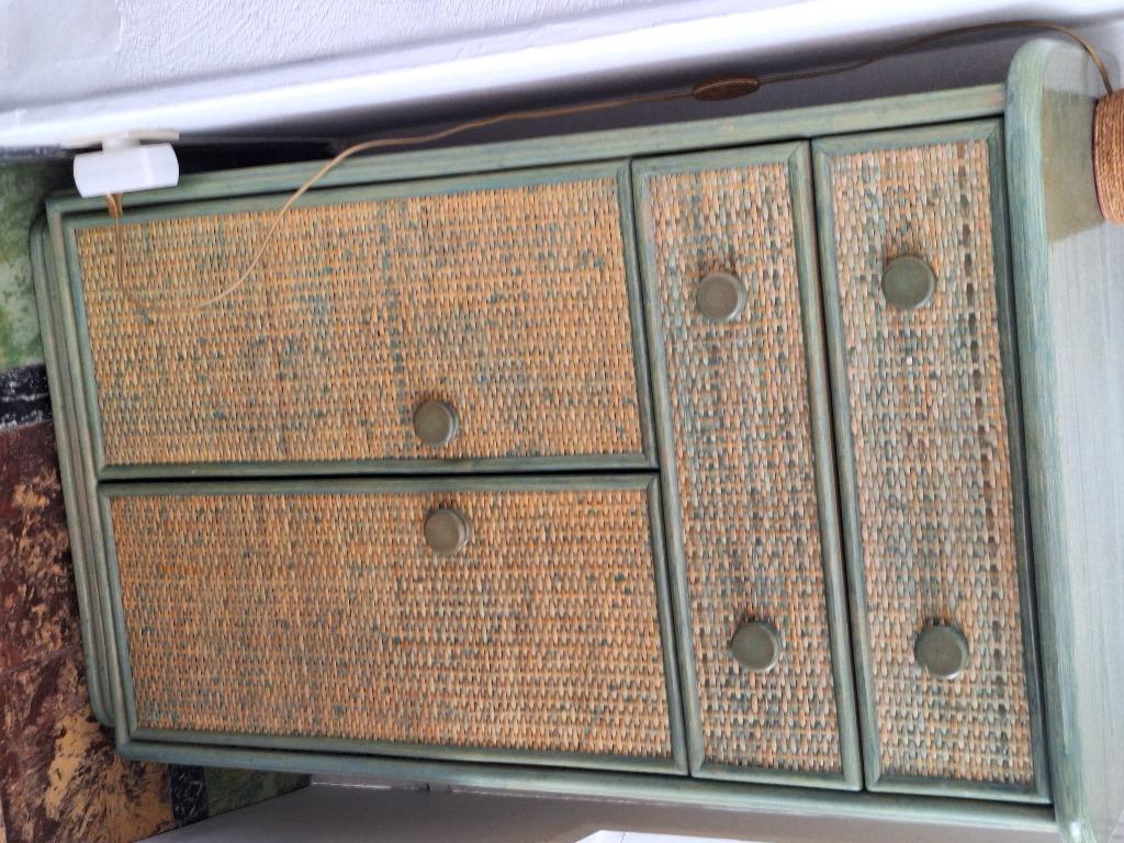 MEUBLE EN OSIER ET BOIS, 25 à 50 cm, Comme neuf, Enlèvement, 50 à 100 cm