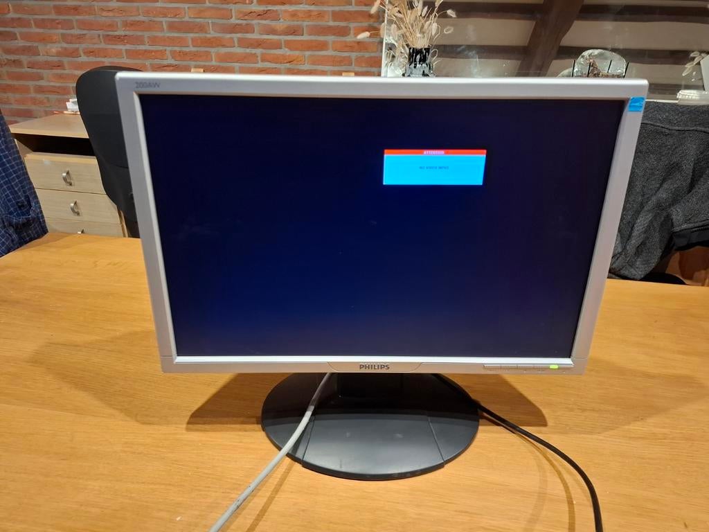 Ecran ordinateur Philips, Enlèvement