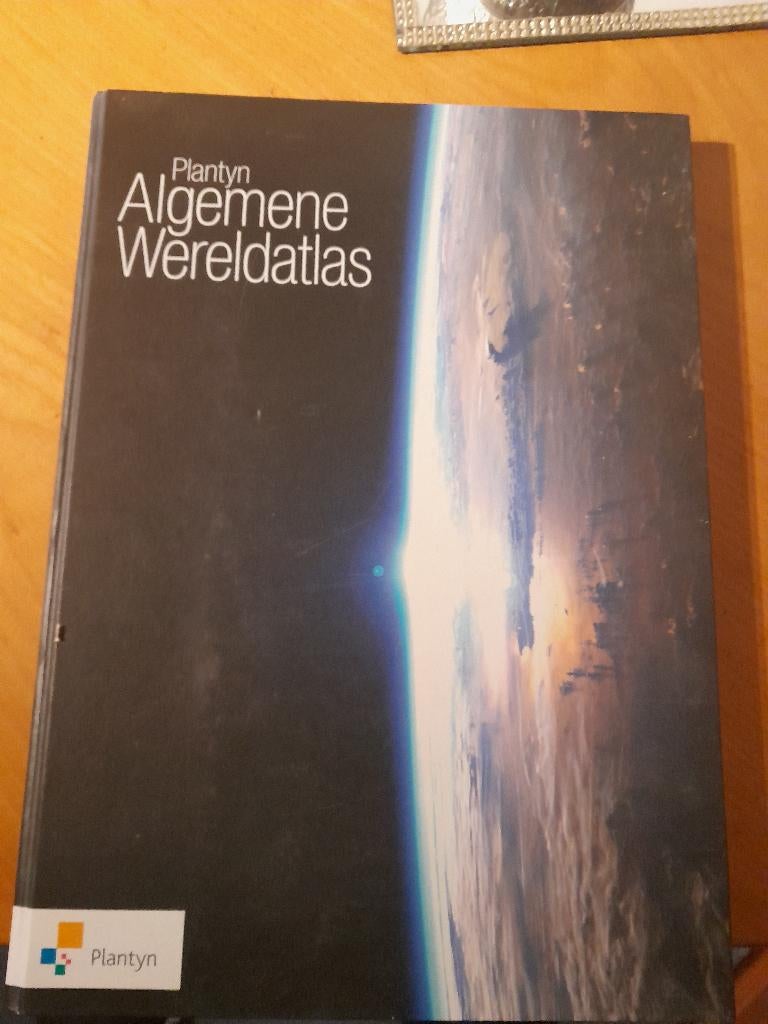 Plantyn algemene wereldatlas, Enlèvement