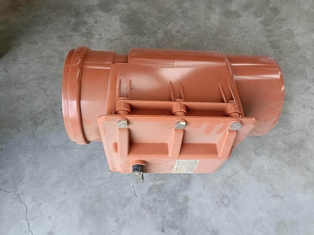 Terugslagklep 200mm pvc ongebruikt, Ophalen of Verzenden