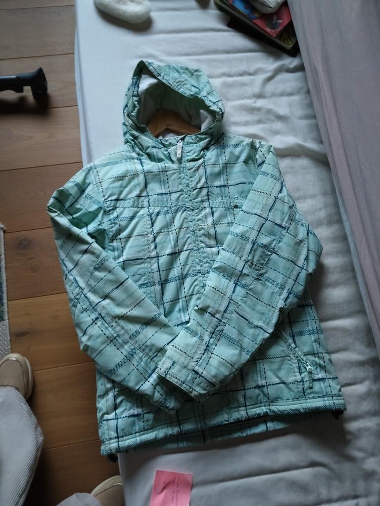 Ski-jas maat 16 jaar, Enlèvement