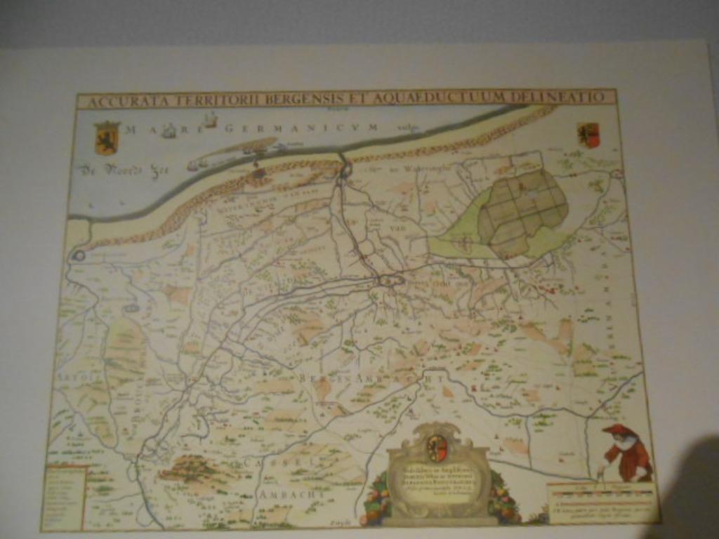 Veurne Nieuwpoort Berge 1665 cartograaf kleur, Antiek en Kunst, Kunst | Etsen en Gravures, Ophalen