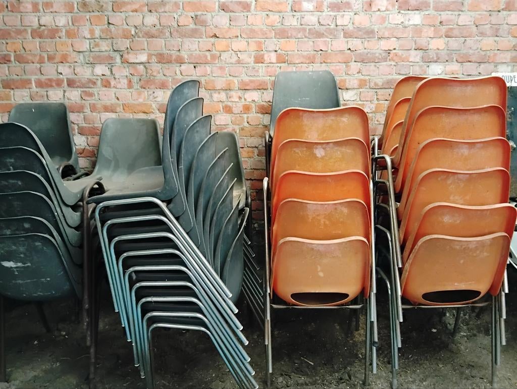 Chaises de collectivité vintage, Maison & Meubles, Enlèvement, Brun, Métal