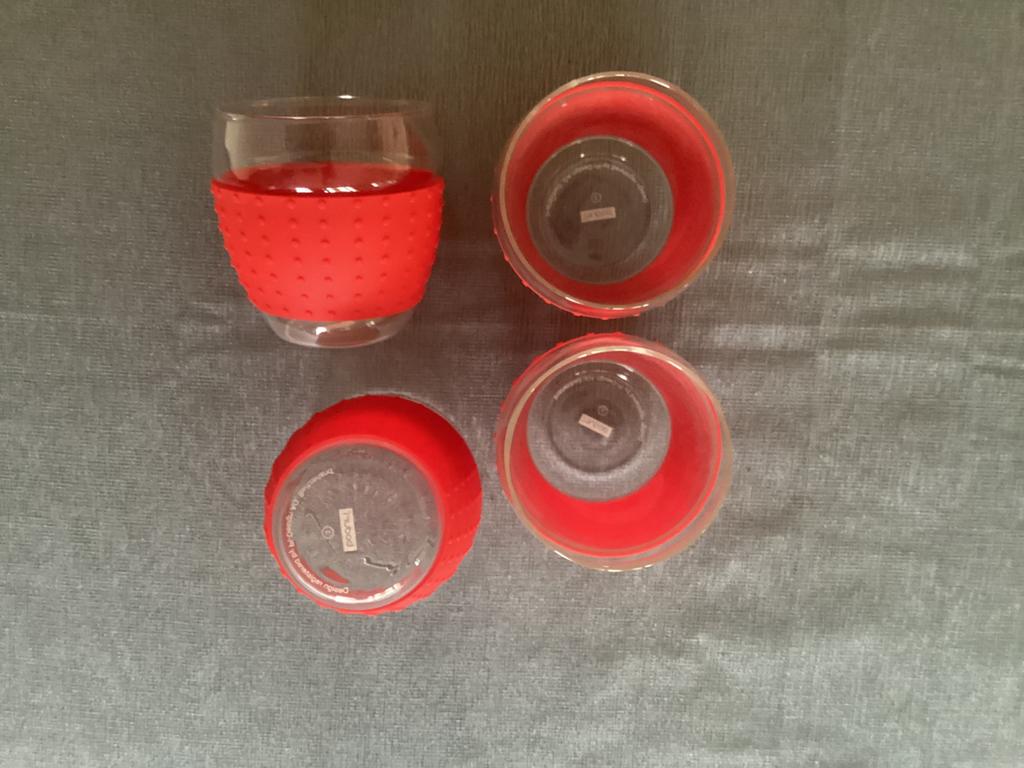 Thee glazen, Ophalen, Zo goed als nieuw