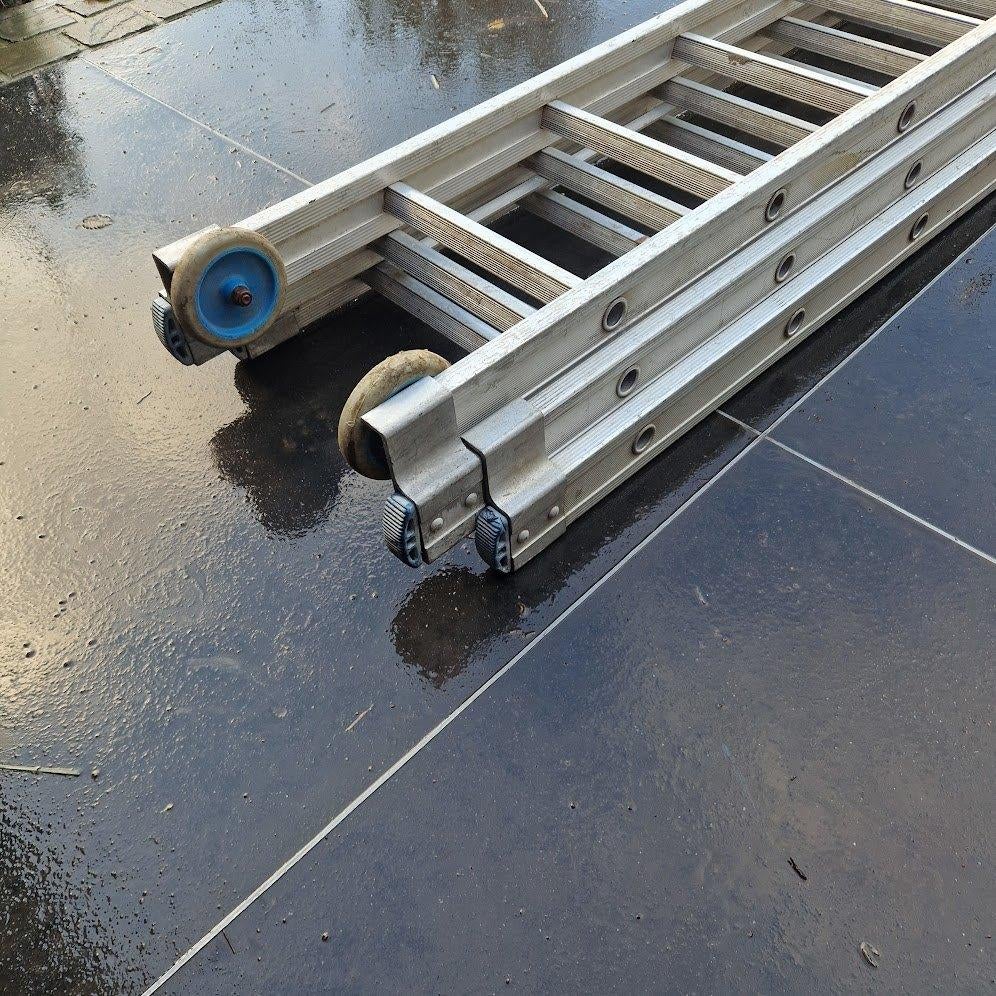 ladder, Ophalen, Zo goed als nieuw, Ladder