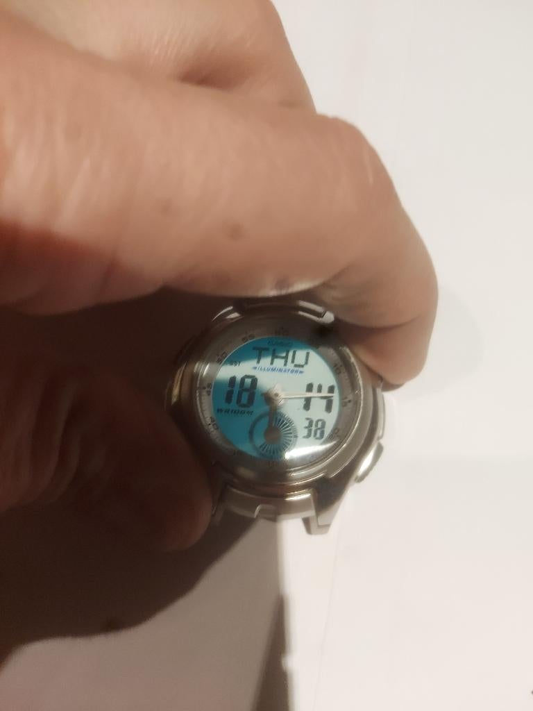 Montre casio, Enlèvement, Utilisé, Casio