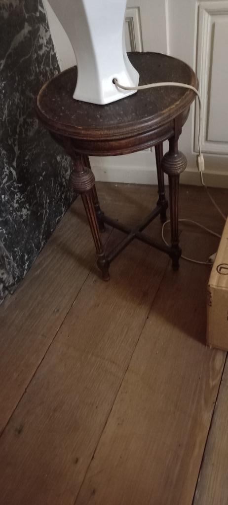 guéridon en bois pieds louis 16, Enlèvement