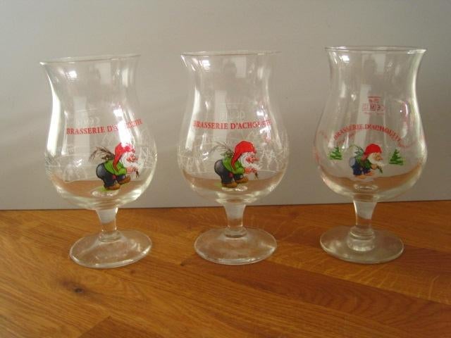Verre à bière La chouffe brasserie d'Achouffe 25 cl, Enlèvement ou Envoi, Utilisé, Verre à bière