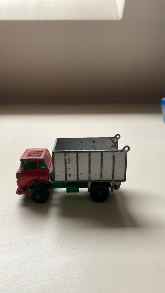 Vrachtwagen nu lesney, Hobby en Vrije tijd, Modelauto's | 1:87, Ophalen of Verzenden, Gebruikt, Lesney