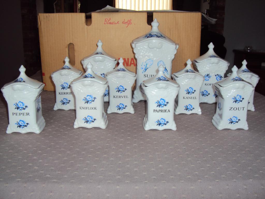 Pots à café et à épices, Enlèvement