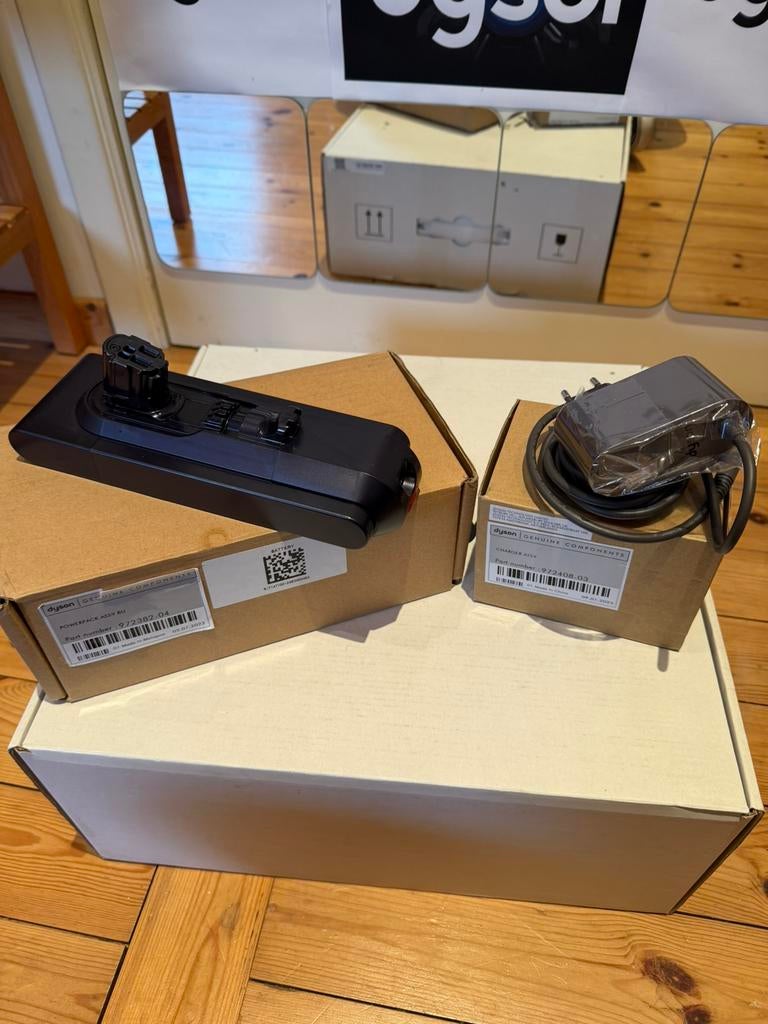 Dyson batterie et prise pour le modèle Dyson Gen5 nouveaux, Enlèvement ou Envoi, Neuf
