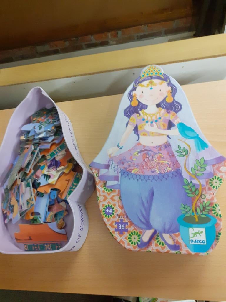 Puzzel met 36 grote stukken van Djeco, Enlèvement, 10 à 50 pièces, Comme neuf, 4 à 6 ans
