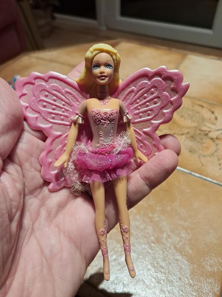 Barbie Elina Fairytopia 2006, Kinderen en Baby's, Speelgoed | Poppen, Gebruikt, Barbie, Ophalen of Verzenden