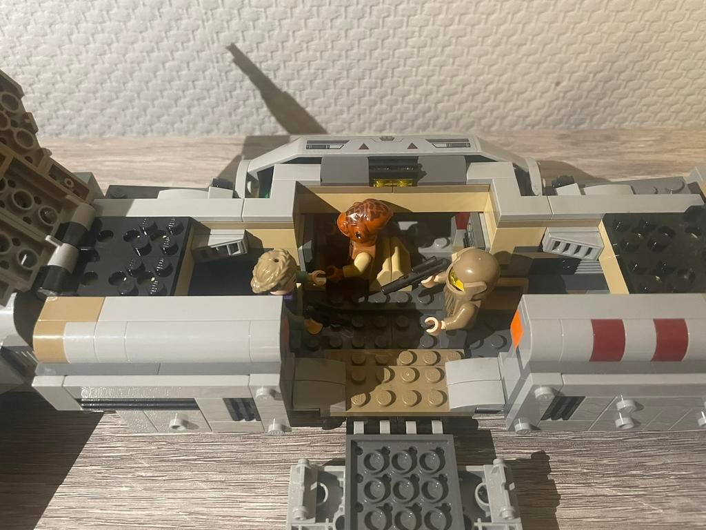 Lego 75140 Star Wars - Resistance Troop Transporter, Ophalen of Verzenden, Zo goed als nieuw
