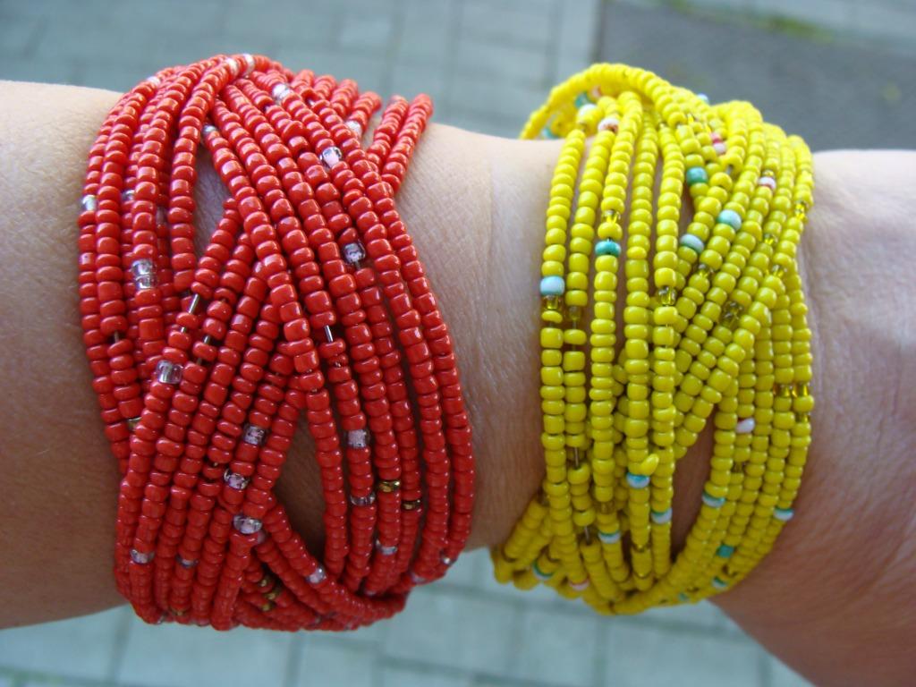 2 armbanden met parels heel goede staat, Handtassen en Accessoires, Ophalen of Verzenden, Zo goed als nieuw