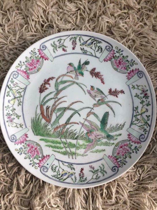 Belle assiette asiatique décor oiseaux