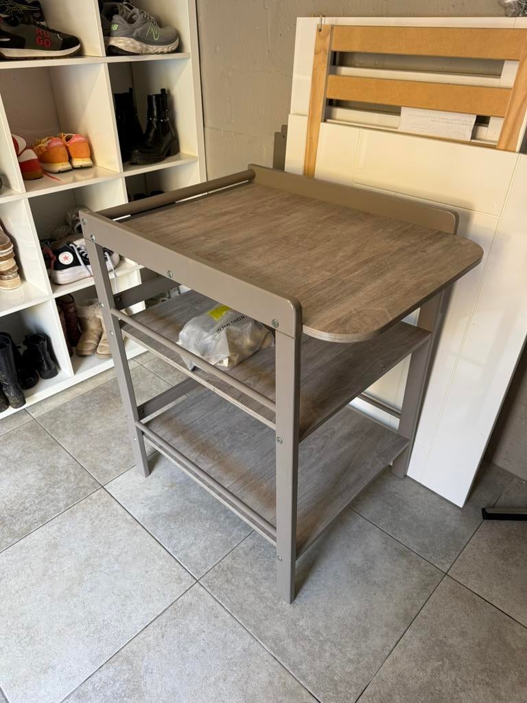 Table a langer bebe, Ophalen, Zo goed als nieuw, Overige materialen