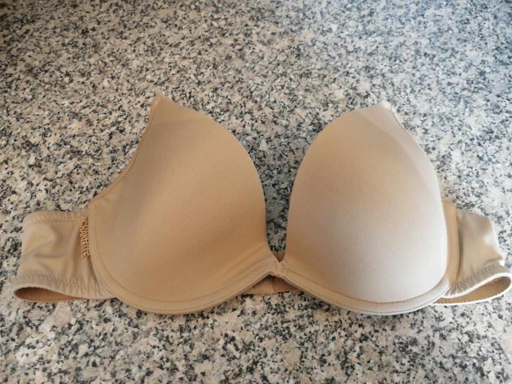 Bh huidskleur merk chantelle -  maat eu 80 b Maat label eru, Kleding | Dames, Ondergoed en Lingerie, Chantelle, Ophalen of Verzenden