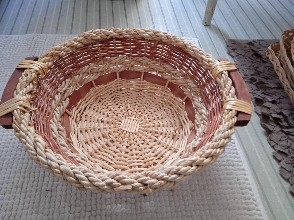Diverse rieten manden, in lot of per stuk te koop., Huis en Inrichting, Ophalen of Verzenden