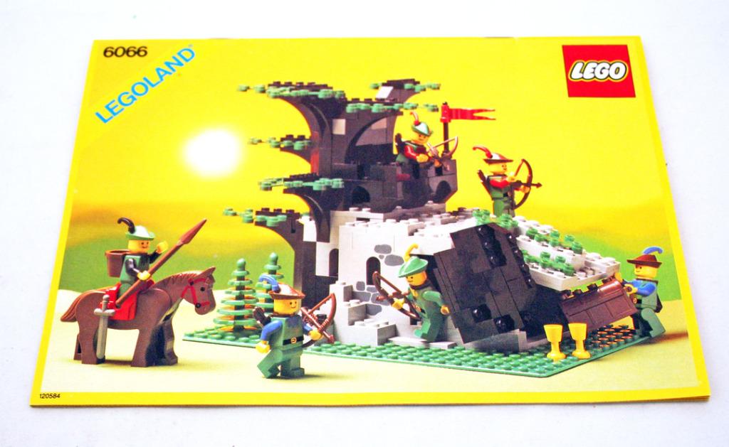 LEGO Castle Forestmen 6066 Camouflaged Outpost, Ophalen of Verzenden, Zo goed als nieuw, Complete set, Lego