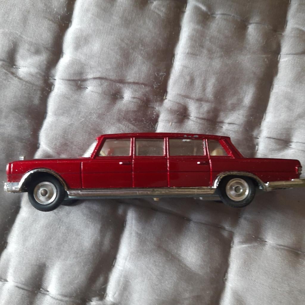 CORGI nr.247 : MERCEDES BENZ 600 PULLMAN*VINTAGE*, Ophalen, Zo goed als nieuw, Auto, Corgi