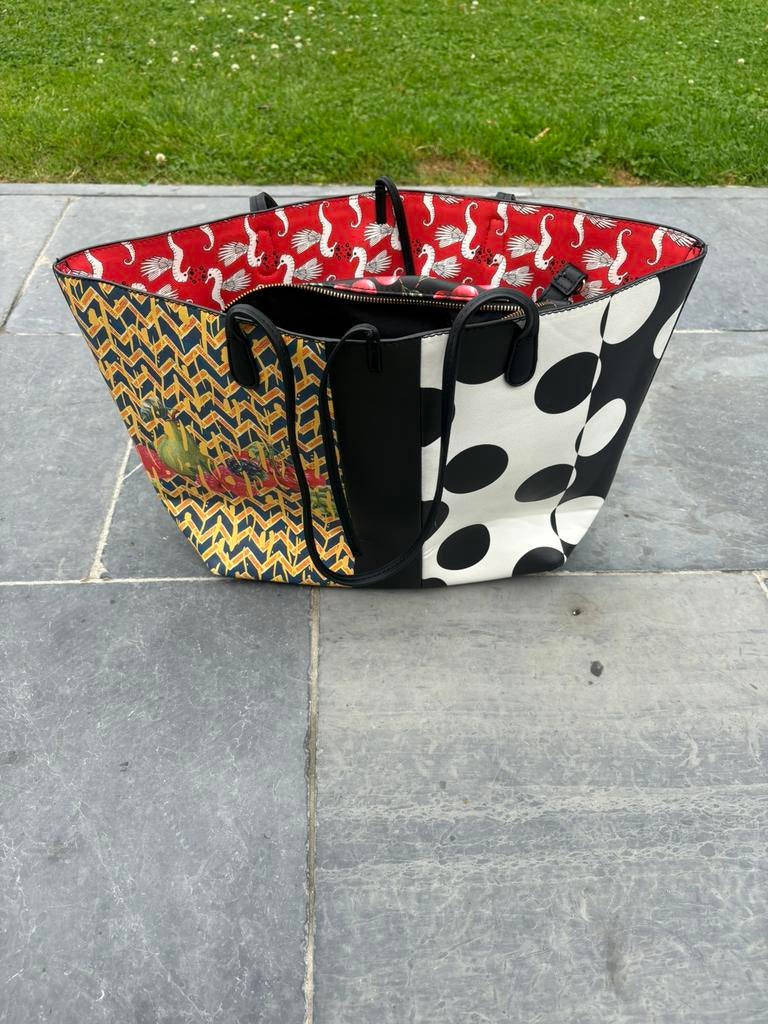 Sac à main Desigual, Bijoux, Sacs & Beauté, Sacs | Sacs Femme, Enlèvement ou Envoi, Comme neuf, Sac à main