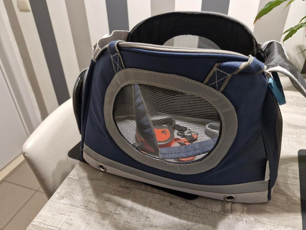 Kleine transportbox voor hondje, Ophalen, Zo goed als nieuw