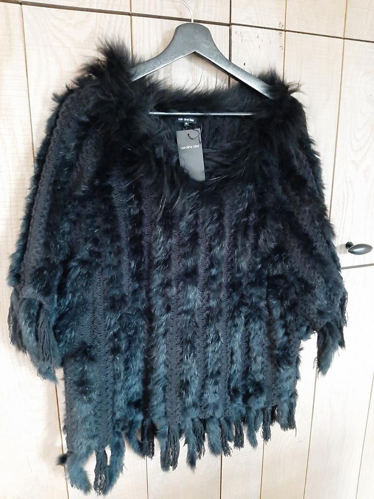 NIEUW! Konijnenbont-Poncho Caroline Biss Mt 38 (nwpr 180eur), Ophalen of Verzenden, Nieuw, Maat 38/40 (M), Zwart