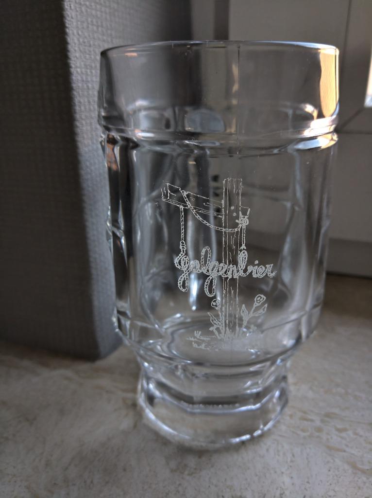 12 GLAZEN GALGENBIER TE KOOP, Ophalen of Verzenden, Zo goed als nieuw, Bierglas