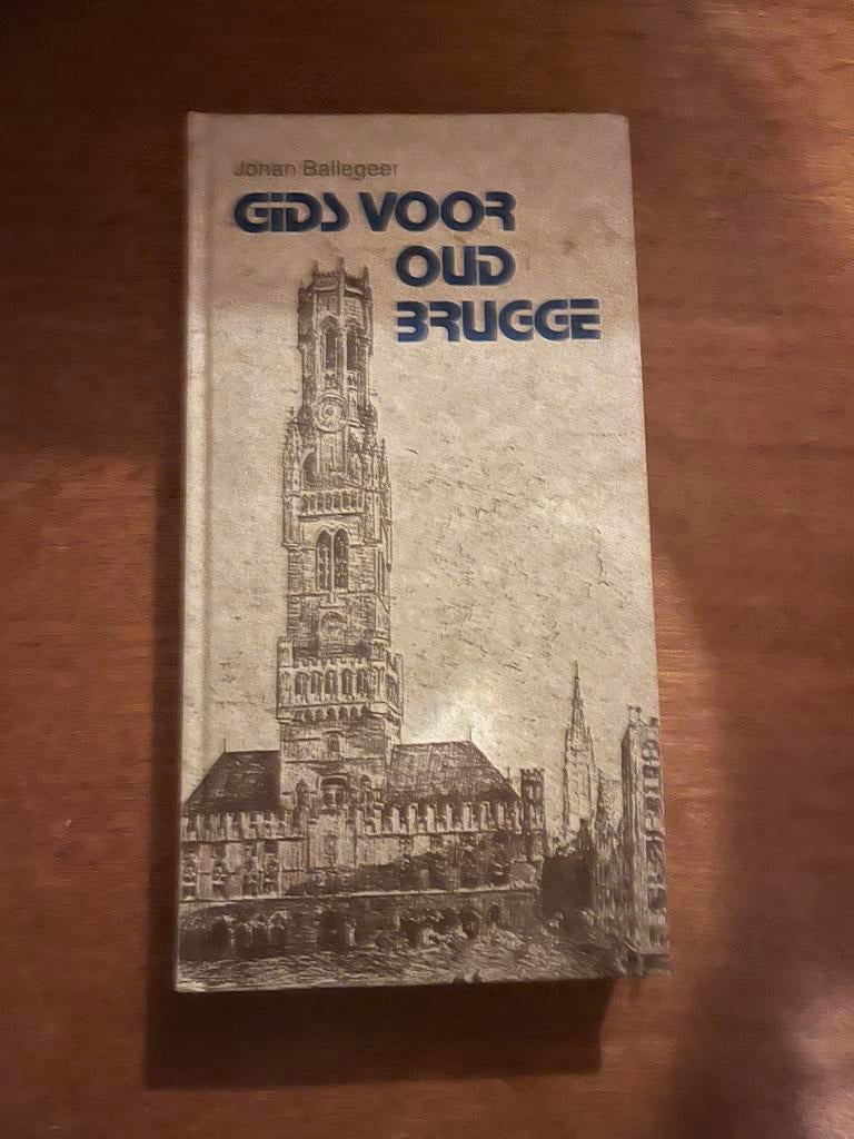 gids voor oud Brugge, Boeken, Ophalen, Zo goed als nieuw