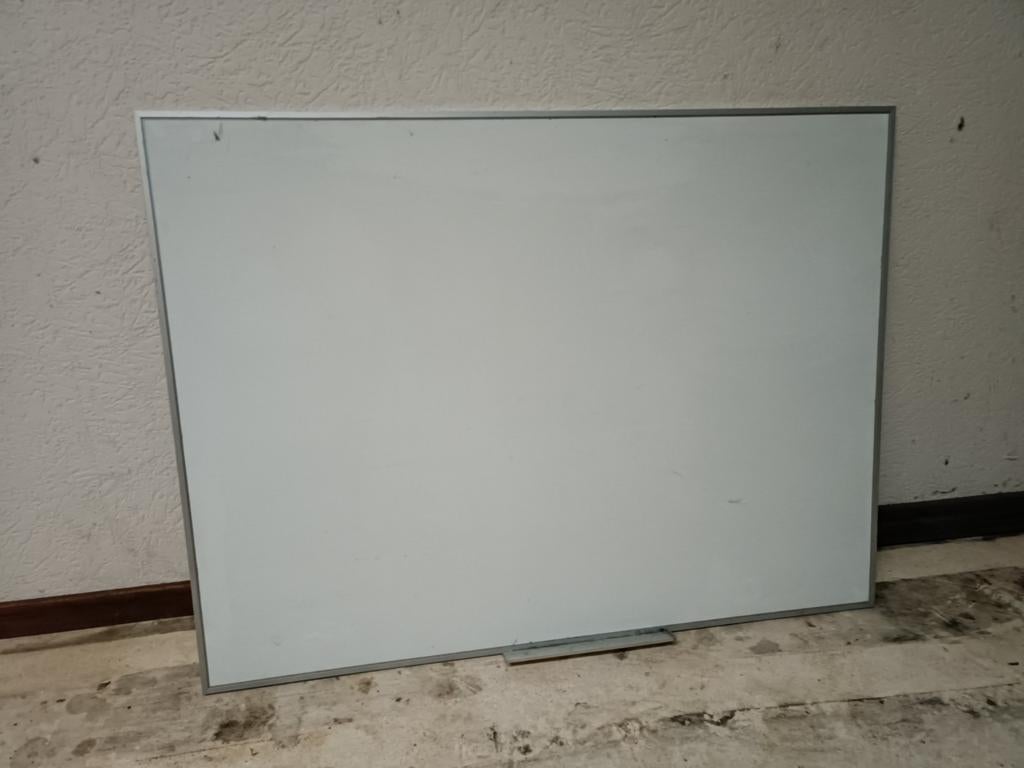 Memobord/whiteboard, Ophalen, Zo goed als nieuw
