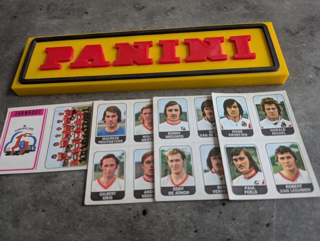 PANINI FOOTBALL 1973/74  TURNHOUT 4X STICKERS 1973, Verzenden, Zo goed als nieuw