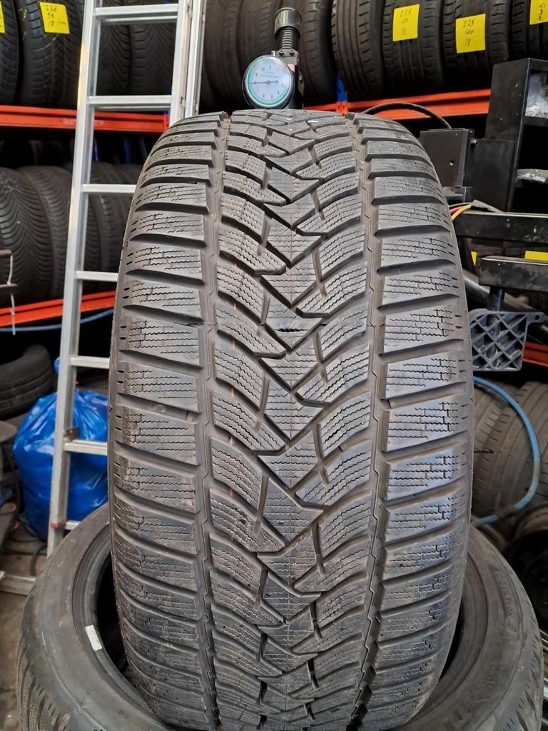 2554019 255/40/19 255/40r19 Démo hivernale Dunlop 8 mm, Enlèvement, BMW