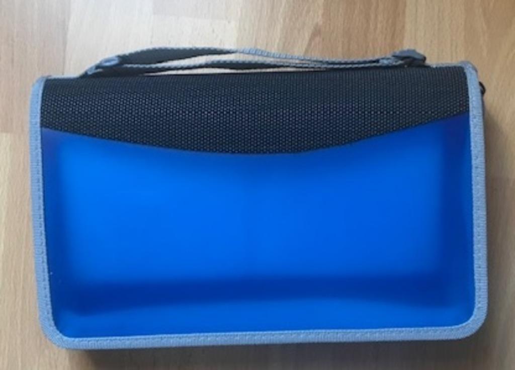 BOÎTIER PLASTIQUE POUR 72 CD ETAT NEUF, CD & DVD, Enlèvement ou Envoi, Comme neuf, Autres types