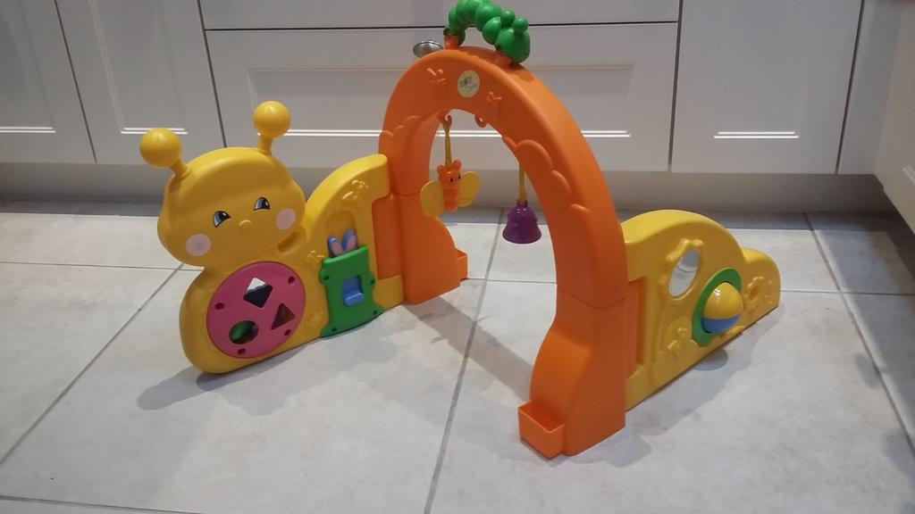 Portique d'éveil Smoby, Enfants & Bébés, Jouets | Jouets de bébé, Enlèvement, Utilisé