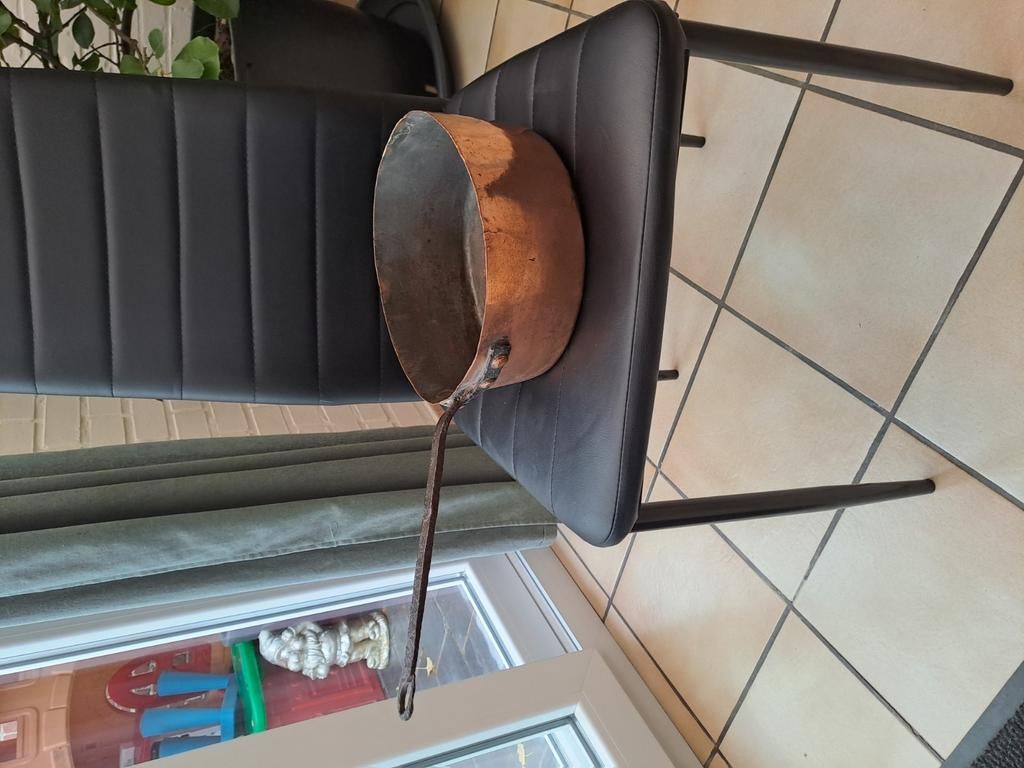 Oude rode koperen steelpan, Antiek en Kunst, Ophalen