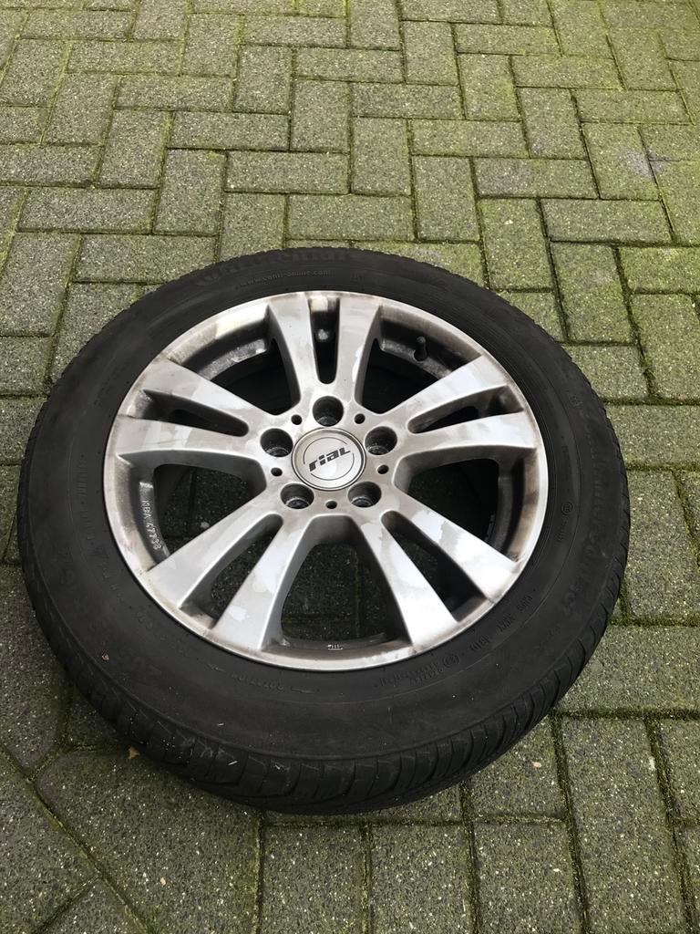 Velgen met winterbanden 205 55 16 Mercedes, Auto-onderdelen, Banden en Velgen, Ophalen, Winterbanden, Velg(en)