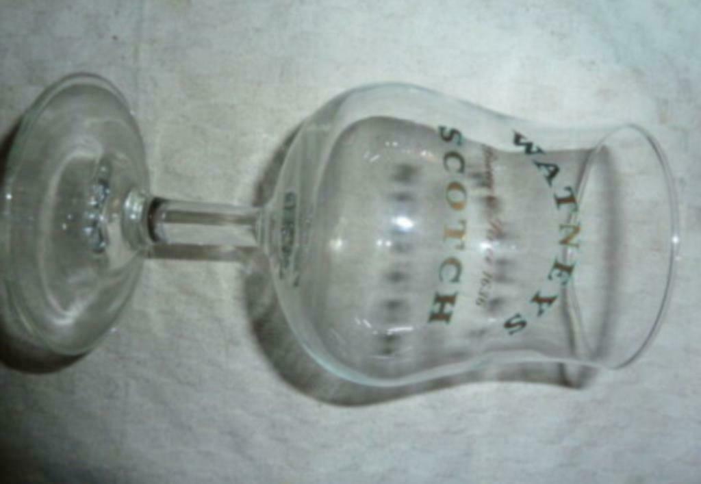 #H bier glas WATNEYS SCOTCH Brewers Since 1636 0,25L, Ophalen of Verzenden, Nieuw, Bierglas
