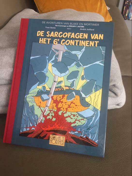 Blake en Mortimer - Luxe de Sarcofagen van het 6e continent, Enlèvement