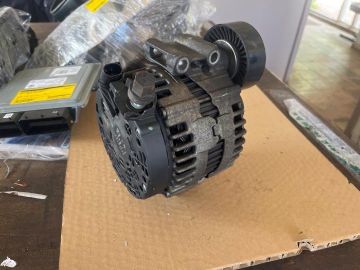 Dynamo van een BMW 1-Serie, Gebruikt, -, -, Ophalen of Verzenden