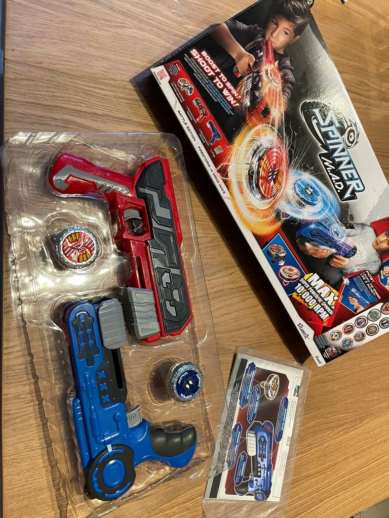 Spinner M.A.D +arena, Ophalen, Zo goed als nieuw