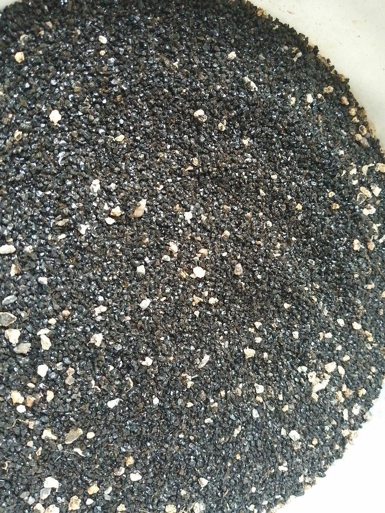 Aquarium grind zwart / zeer fijn 0,8-2mm. (40€ voor 63kg.), Ophalen, Gebruikt, Grind, Zand of Voedingsbodem