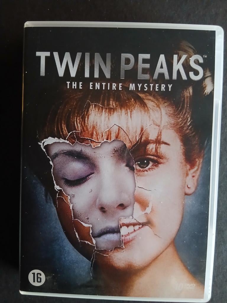 Twin Peaks : The entire Mistery, Vanaf 16 jaar, Ophalen of Verzenden, Zo goed als nieuw, Thriller